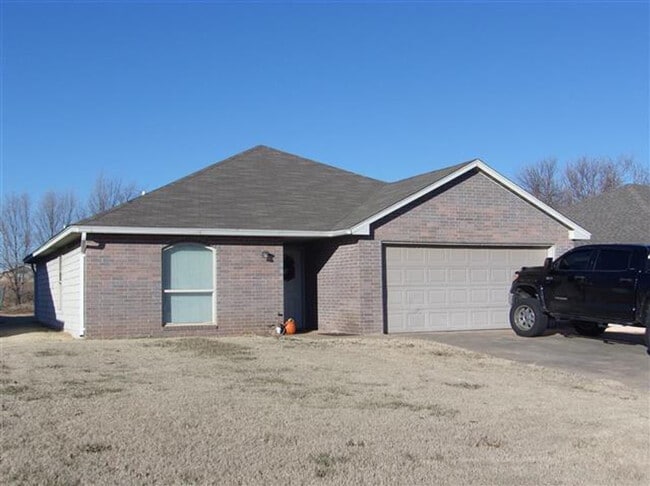 property at 918 Valley View Rd