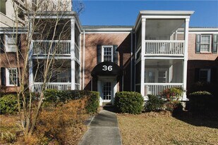 36 Sheridan Dr NE in Atlanta, GA - Building Photo