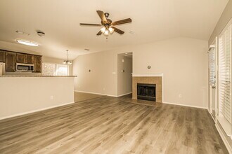 1108 Savage Dr in Denton, TX - Building Photo - Building Photo