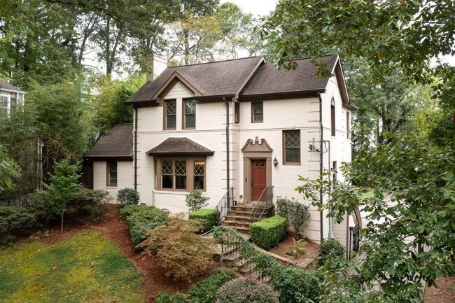 1818 N Rock Springs Rd NE in Atlanta, GA - Building Photo - Building Photo