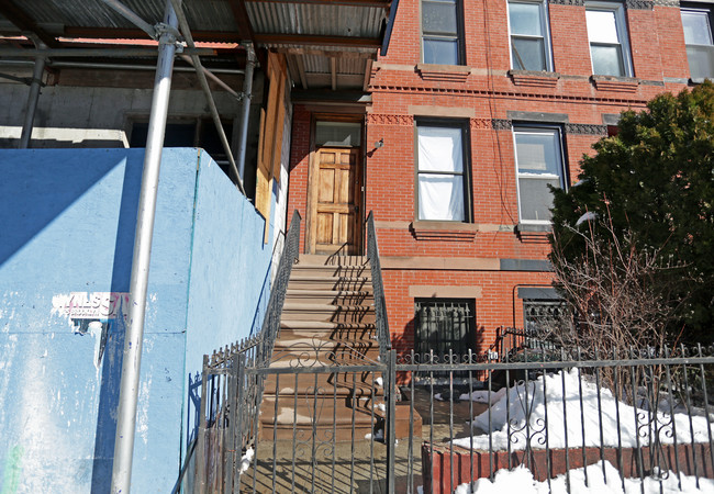 703 Union St in Brooklyn, NY - Building Photo - Building Photo