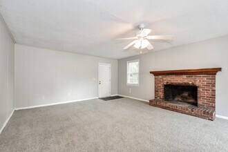 1736 Morninglo Ln in Columbia, SC - Building Photo - Building Photo