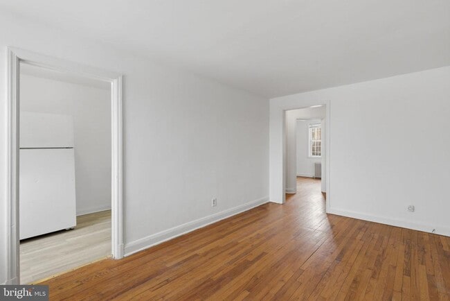 property at 5626 Midwood Ave