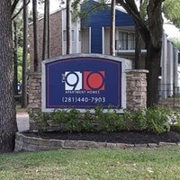 910 Apartment Homes photo'
