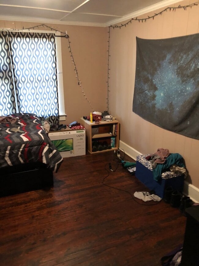 property at 1965 Macon Ave