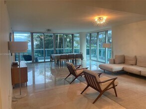 9401 Collins Ave in Surfside, FL - Building Photo - Building Photo