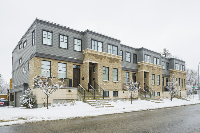 1687 37 Av SW in Calgary, AB - Building Photo - Building Photo