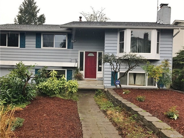 19007 129th Pl SE in Renton, WA - Foto de edificio