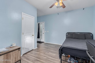 6924 W Southgate Ave in Phoenix, AZ - Building Photo - Building Photo