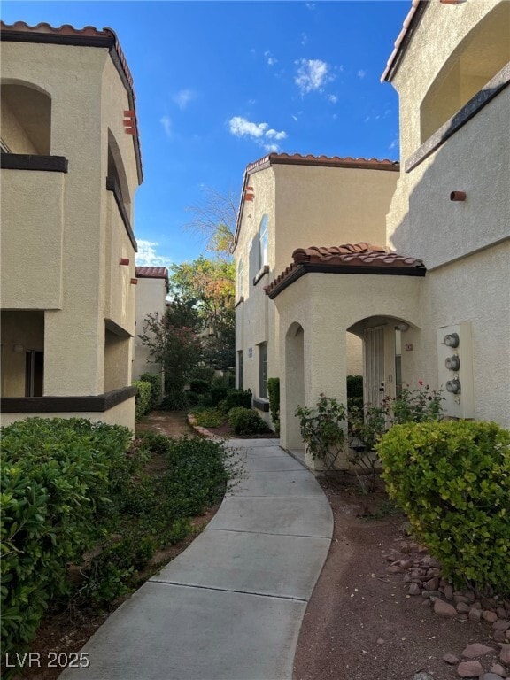 2975 Bluegrass Ln in Henderson, NV - Foto de edificio - Building Photo