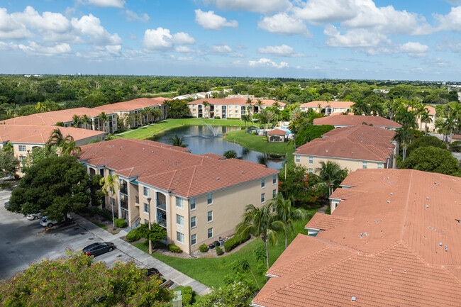 Vista Verde at Coconut Creek in Coconut Creek, FL - Foto de edificio - Building Photo