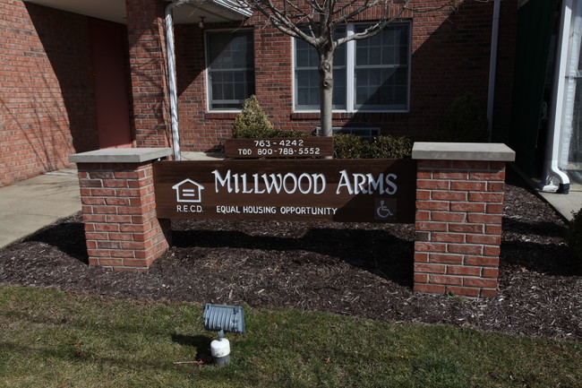 Millwood Arms in Ford City, PA - Building Photo - Building Photo