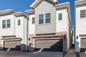 806 Thornton Rd in Houston, TX - Building Photo - Building Photo