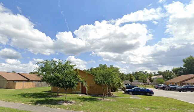 property at 22 Sandalwood Ct