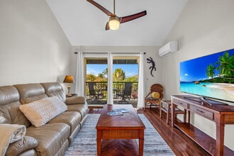 3950 Kalai Waa St, Unit M202 in Kihei, HI - Foto de edificio - Building Photo