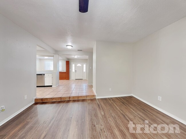 311 Limestone Ct NE in Rio Rancho, NM - Building Photo - Building Photo