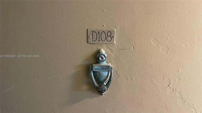 10801 SW 109th Ct in Miami, FL - Building Photo - Building Photo