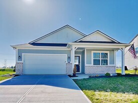 224 Bluestem Ln in New Whiteland, IN - Building Photo