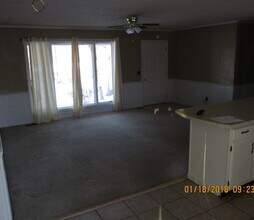 222 Patterson St in Paris, TN - Building Photo - Building Photo