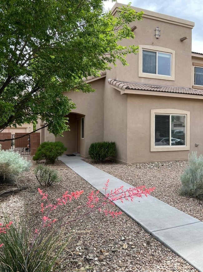 10844 Fort Point Ln NE in Albuquerque, NM - Building Photo - Building Photo
