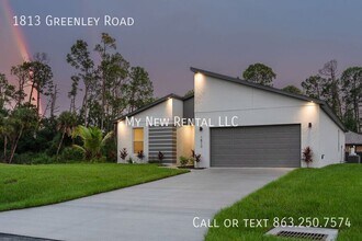 1813 Greenley Rd in North Port, FL - Building Photo - Building Photo