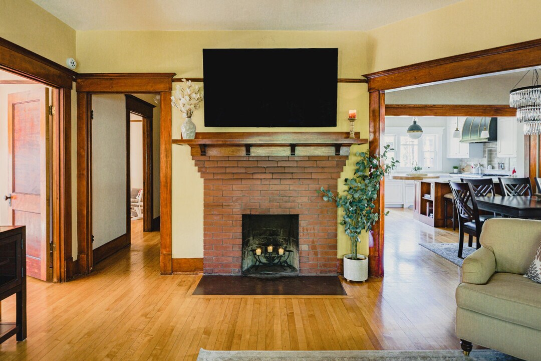 3330 Albatross St in San Diego, CA - Building Photo