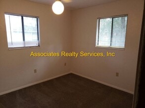 4023 NW 30th Ter in Gainesville, FL - Building Photo - Building Photo