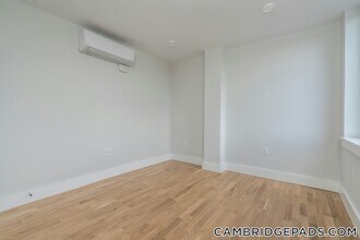 334 Harvard St, Unit A6 in Cambridge, MA - Foto de edificio - Building Photo