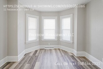 11 Frederick St in Framingham, MA - Building Photo - Building Photo