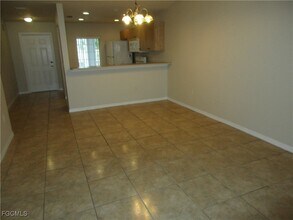 1328 SE 8th Ave in Cape Coral, FL - Building Photo - Building Photo