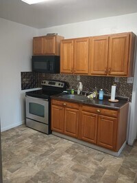 1103 N Gilmor St photo'