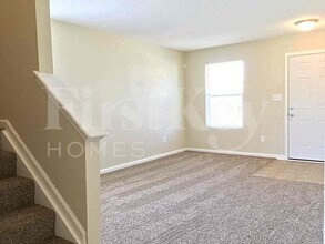 10415 Candy Apple Ln in Indianapolis, IN - Building Photo - Building Photo