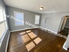 4333 College Ave in Kansas City, MO - Building Photo - Building Photo