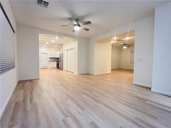 10524 Isola Bella St in Las Vegas, NV - Building Photo - Building Photo