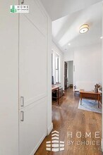 10 5th Ave in New York, NY - Building Photo - Building Photo
