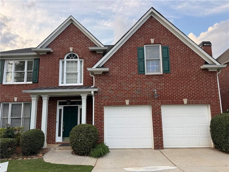 4913 Green Pointe Way NE in Marietta, GA - Building Photo