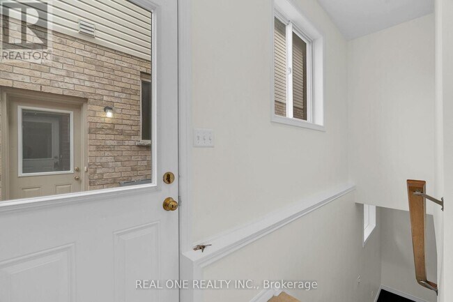 45 Deshane St in Guelph, ON - Building Photo - Building Photo