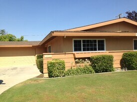 2716 Eric Ct in Bakersfield, CA - Building Photo
