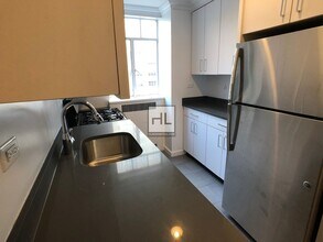 5 AVENUE in New York, NY - Building Photo - Building Photo