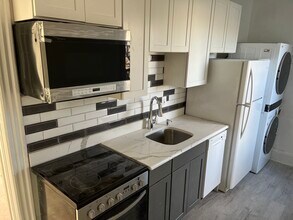 75 Kearney St, Unit 4 in Keyport, NJ - Building Photo - Building Photo