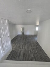 4309 N Wall St in Warr Acres, OK - Building Photo - Building Photo