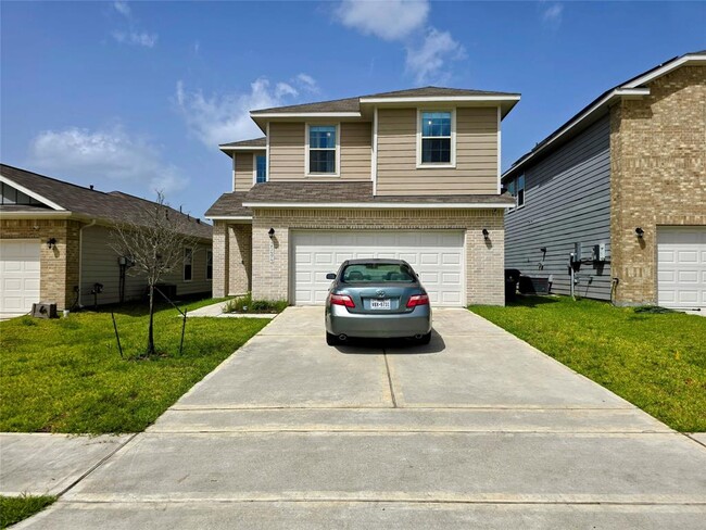 25494 Northpark Spruce Dr in Porter, TX - Foto de edificio - Building Photo