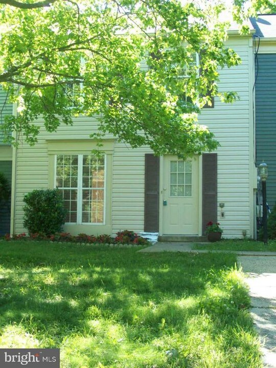 4521 Grouse Pl in Waldorf, MD - Building Photo