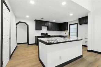 1124 E Hattie St in Fort Worth, TX - Building Photo - Building Photo