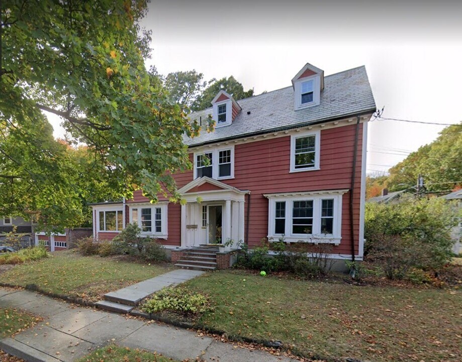 7 Commonwealth Park in Newton, MA - Foto de edificio