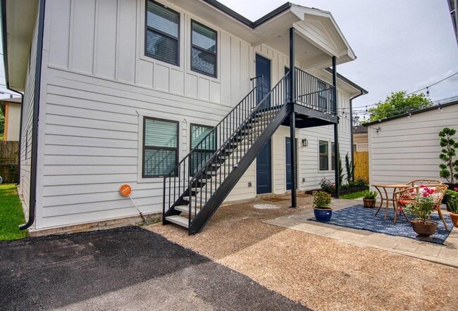 property at 2212 Rosewood St