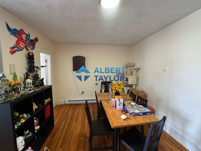 406 Highland Ave, Unit 20 in Somerville, MA - Foto de edificio - Building Photo