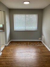 7406 Olian Dr in Hazelwood, MO - Building Photo - Building Photo