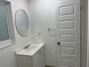732 SW 6th St in Dania Beach, FL - Building Photo - Building Photo