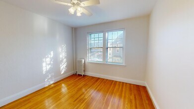 116 Englewood Ave, Unit 1 in Boston, MA - Building Photo - Building Photo